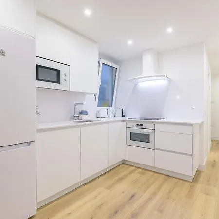 Egia Plaza Apartment *